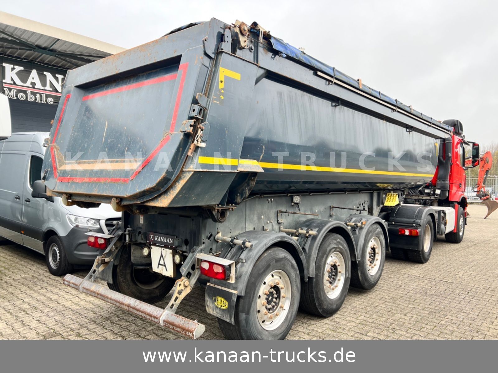 Fahrzeugabbildung Schmitz Cargobull SKI 24 SL7,2  Cramaro Verdeck Leerg. 6.380Kg TOP