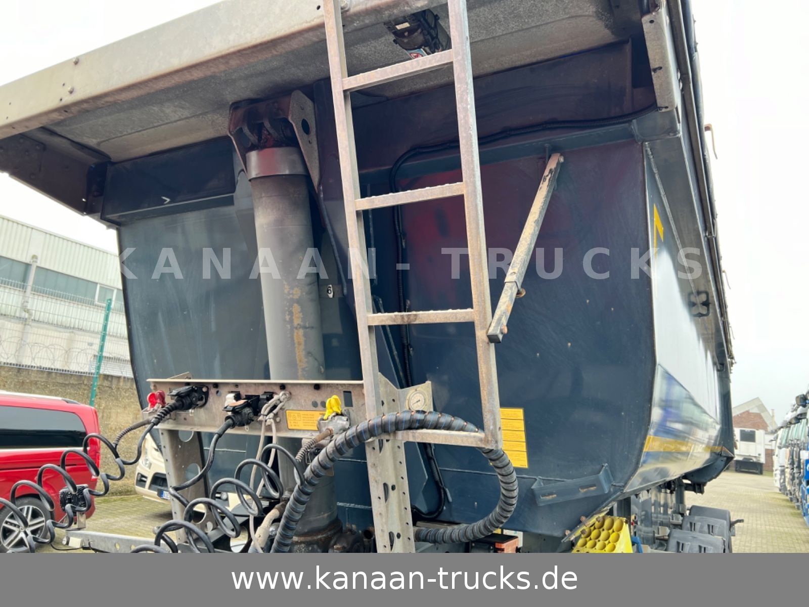 Fahrzeugabbildung Schmitz Cargobull SKI 24 SL7,2  Cramaro Verdeck Leerg. 6.380Kg TOP