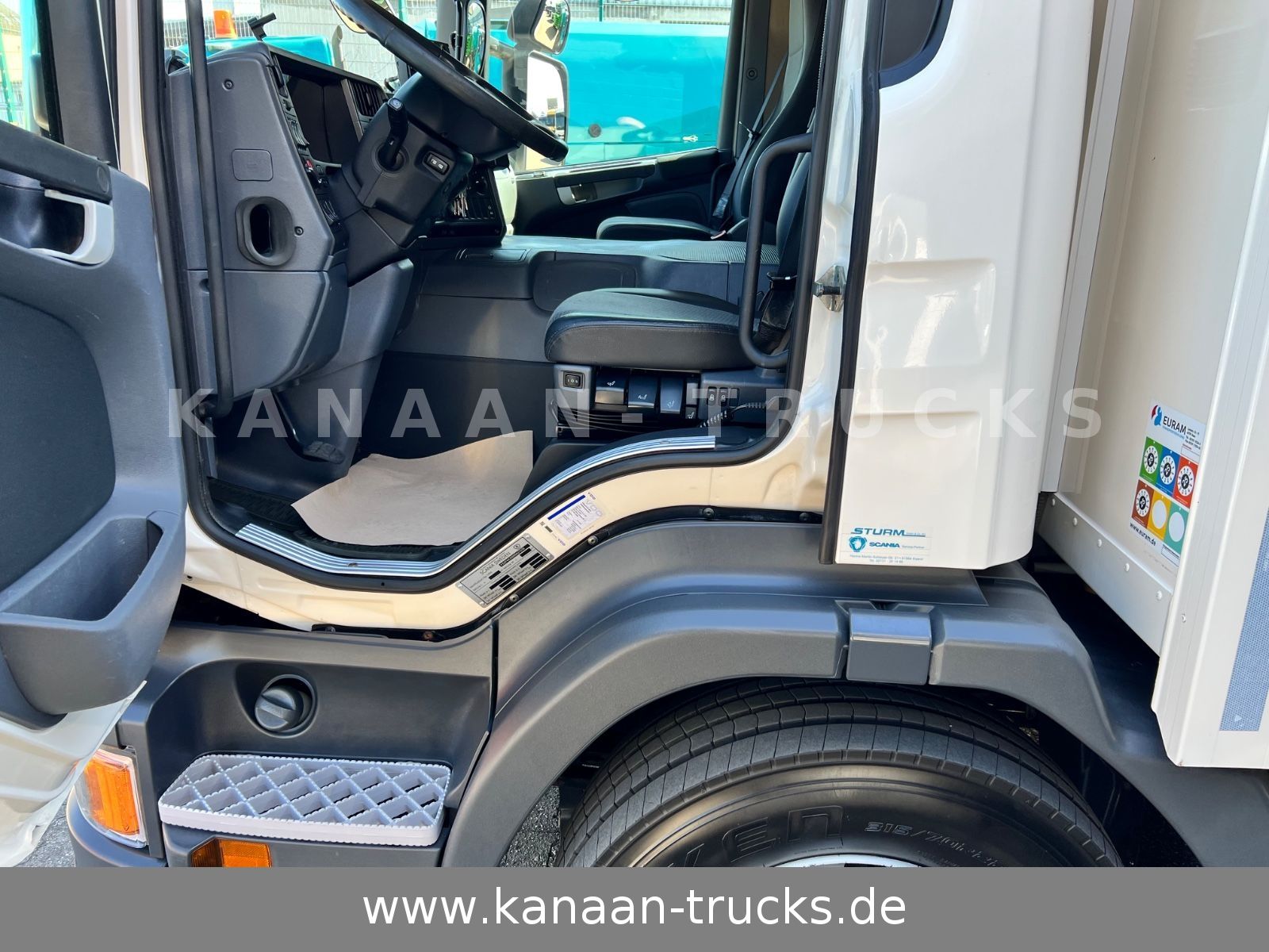 Fahrzeugabbildung Scania P250 Kühlkoffer Carrier Supra1150 Silent  LBW E6