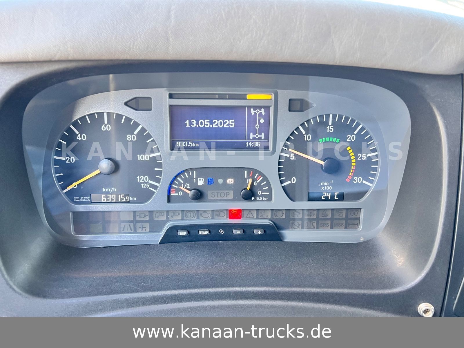 Fahrzeugabbildung Mercedes-Benz 1018 Atego 4x4 Allrad  Miltär Camper Expedition