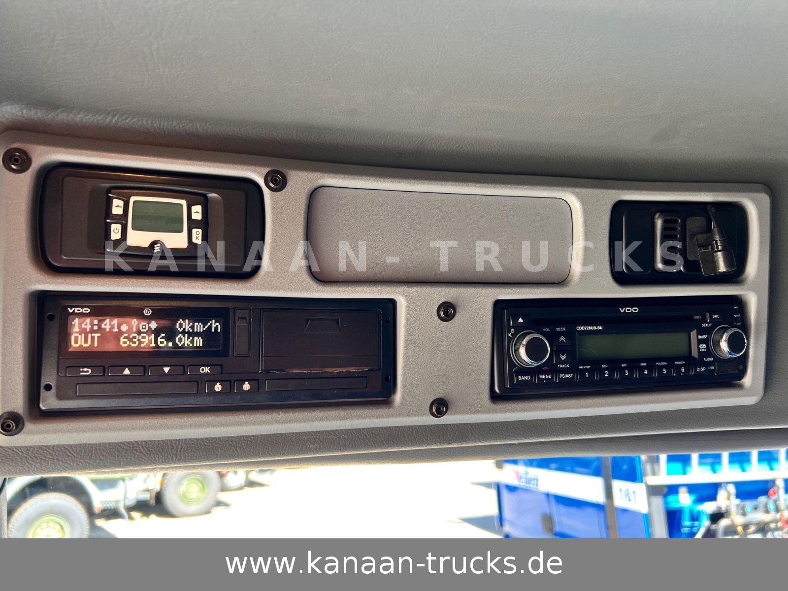 Fahrzeugabbildung Mercedes-Benz 1018 Atego 4x4 Allrad  Miltär Camper Expedition