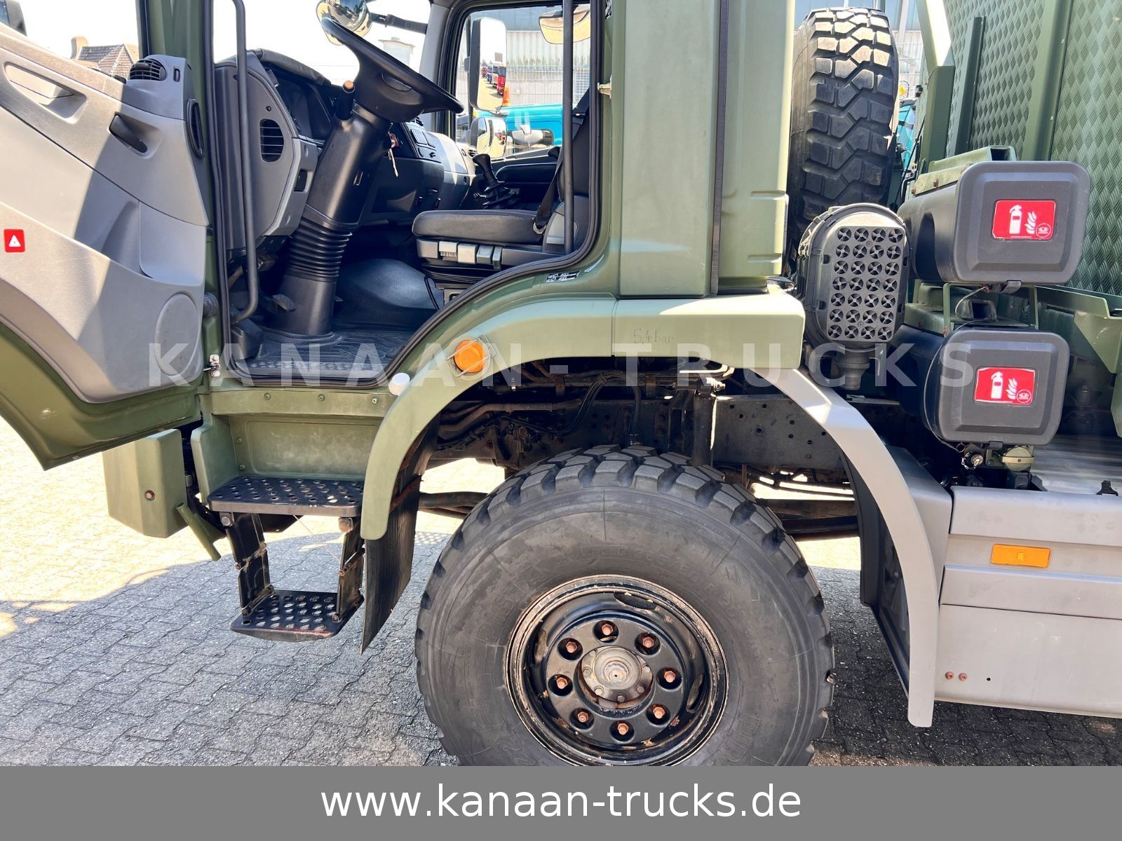 Fahrzeugabbildung Mercedes-Benz 1018 Atego 4x4 Allrad  Miltär Camper Expedition