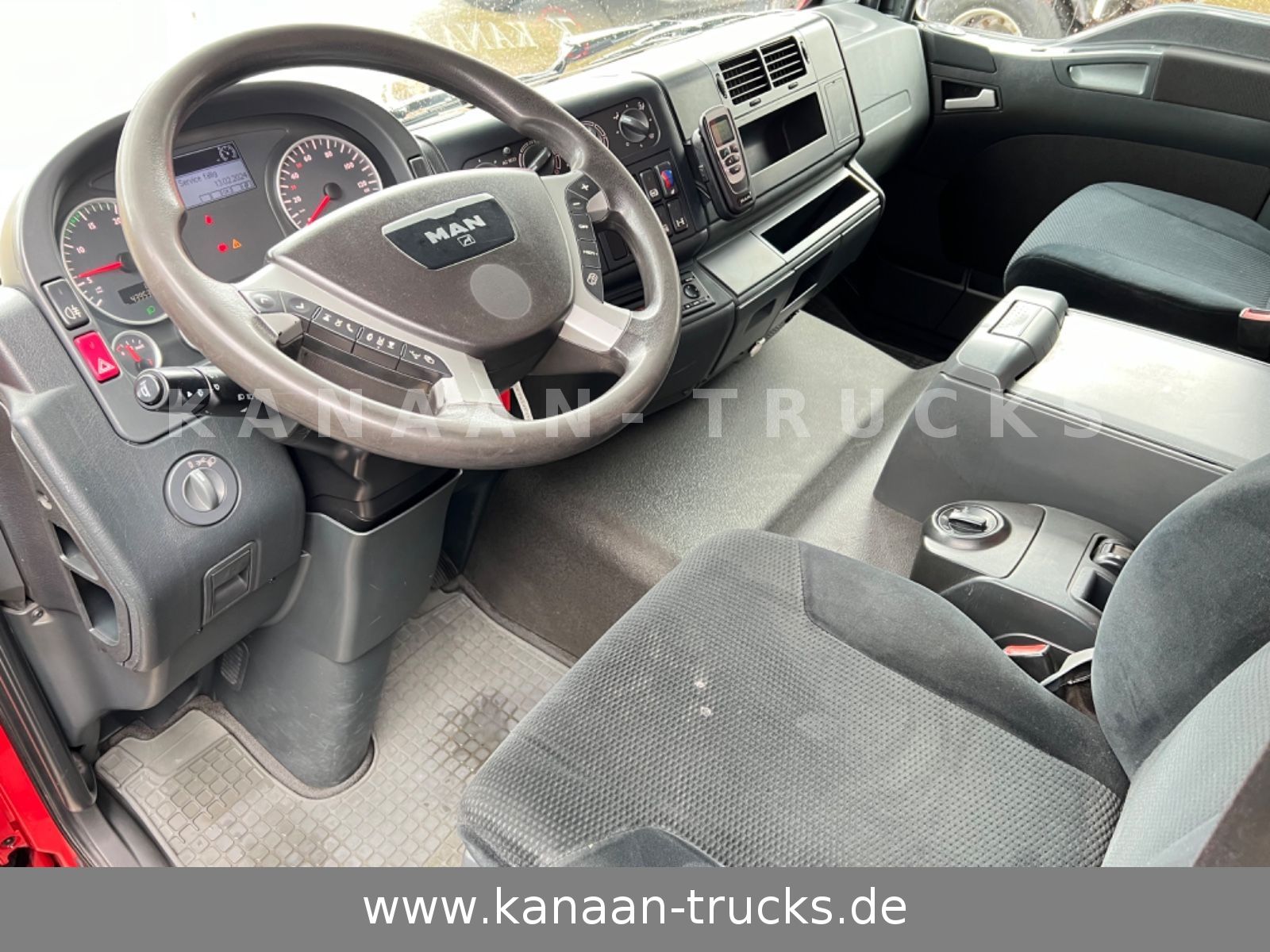 Fahrzeugabbildung MAN TGM 15.250  Spezial Aufbau Langmaterial 7,5m