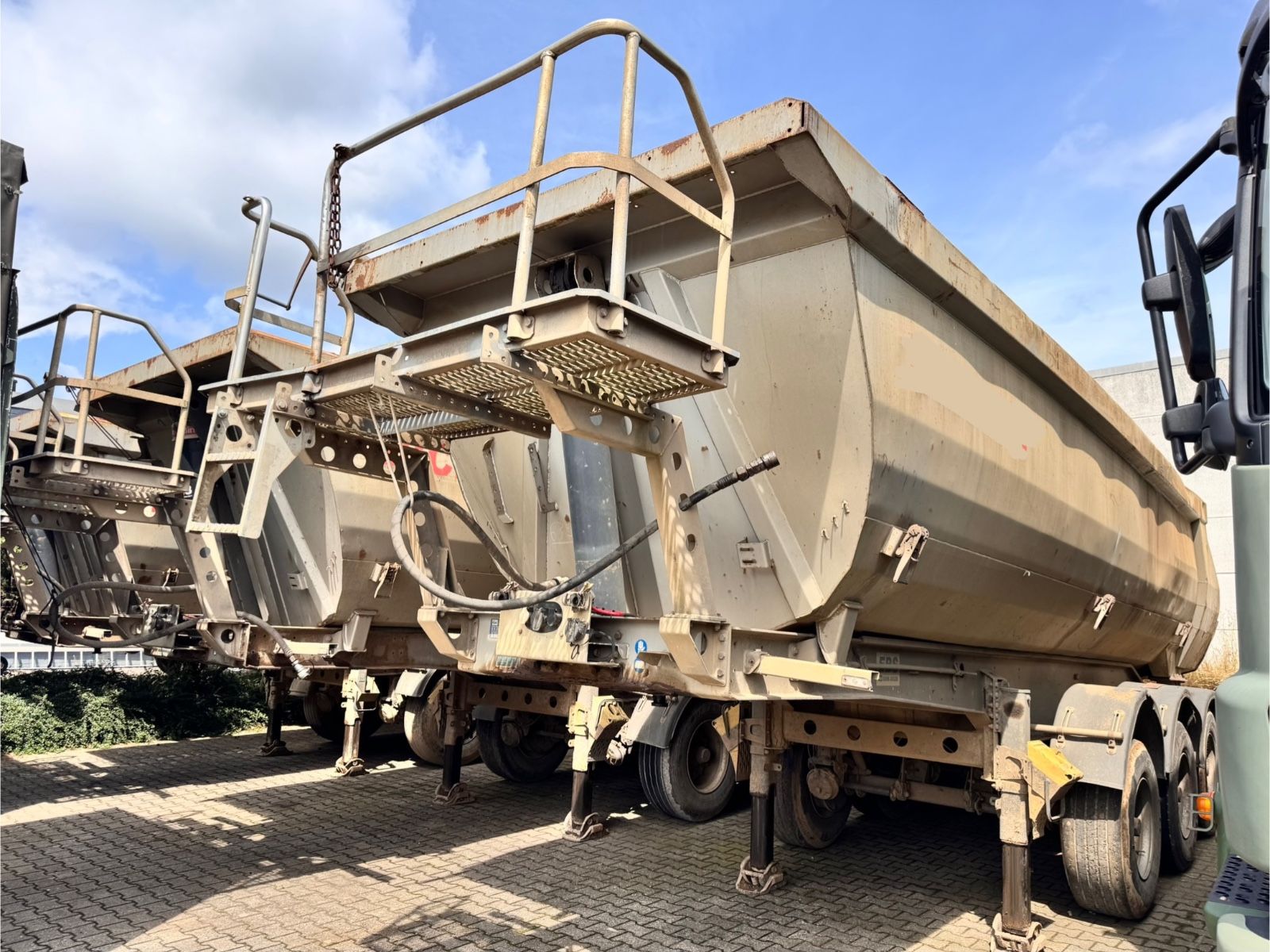 Menci SA700R Kipper Mulde 27m³ Lift Stahl 3 Stück