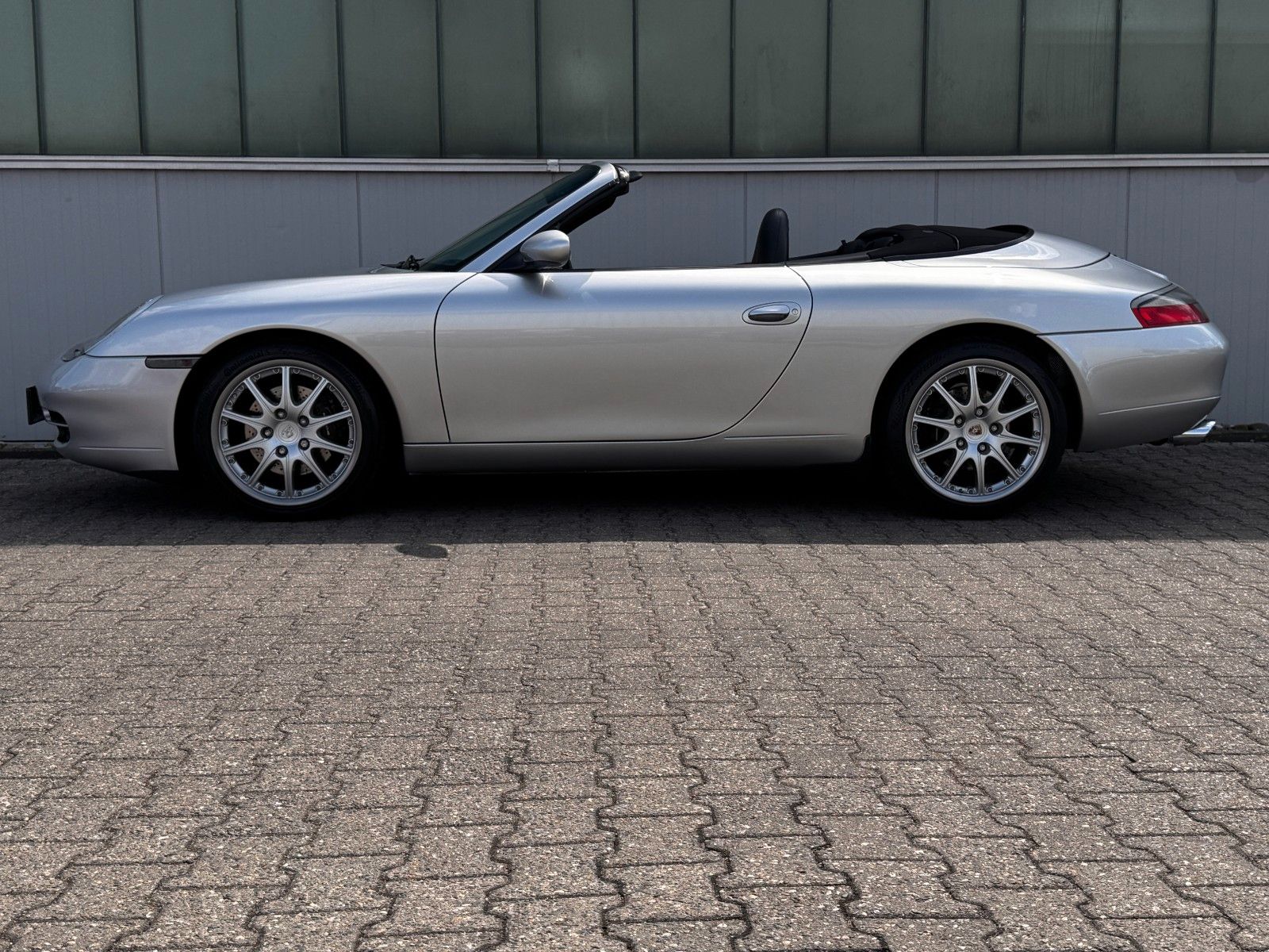 Fahrzeugabbildung Porsche 911  Carrera Cabrio *XENON|KLIMA|SHZ|LEDER*