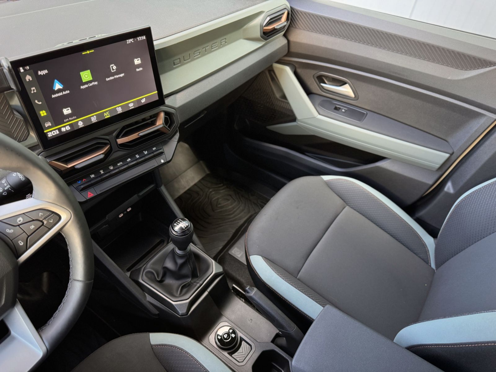Fahrzeugabbildung Dacia Duster III TCe 130 Extreme 4x4 *CAM|CARPLAY*