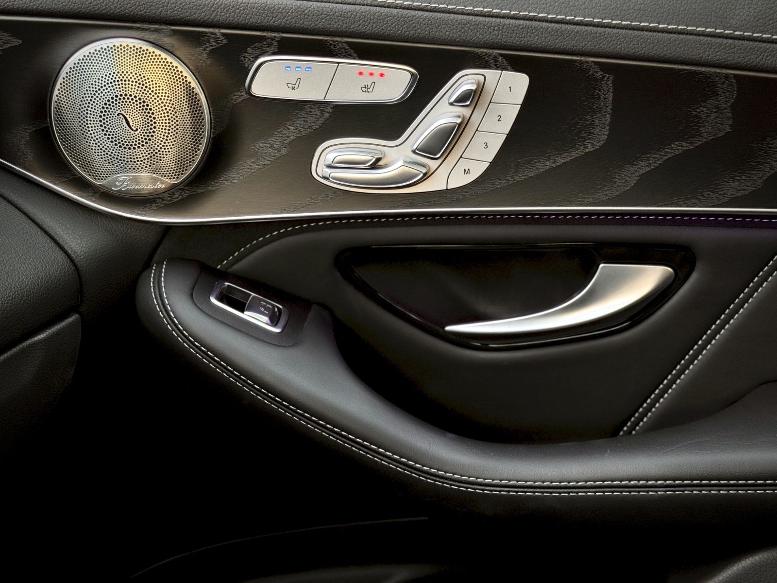 Fahrzeugabbildung Mercedes-Benz GLC 63 S AMG 4MATIC *9G|HEAD-UP|PANORAMA*