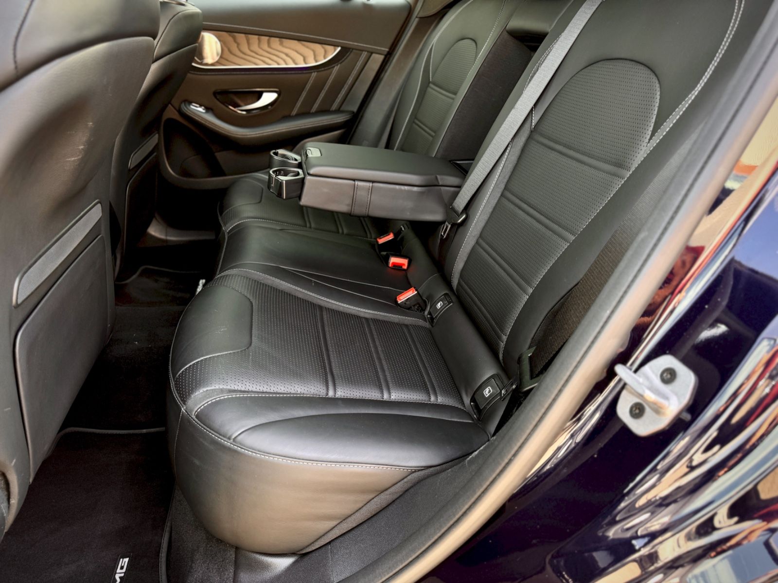 Fahrzeugabbildung Mercedes-Benz GLC 63 S AMG 4MATIC *9G|HEAD-UP|PANORAMA*