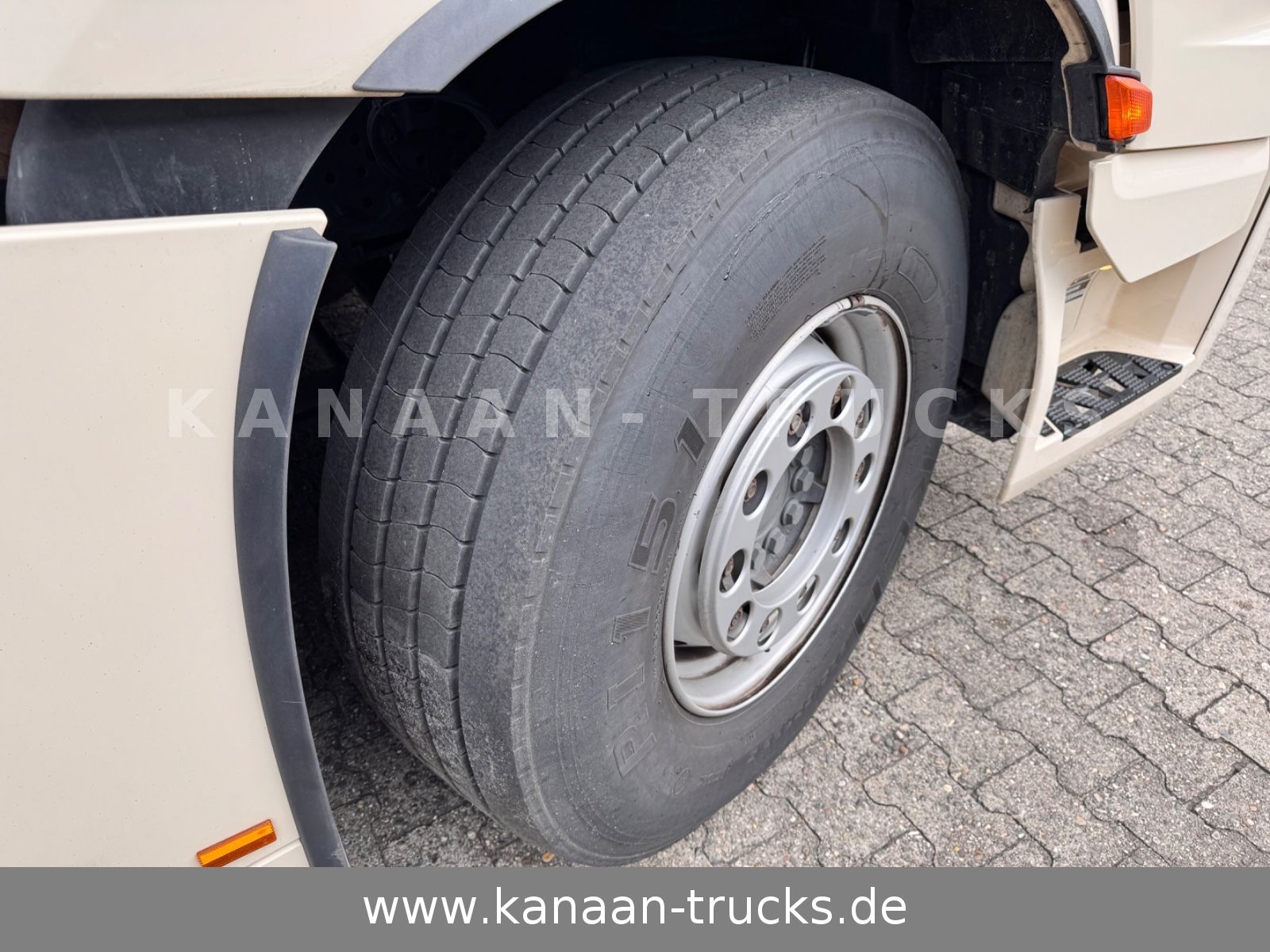 Fahrzeugabbildung Mercedes-Benz 1848 LS Actros 4  GigaSpace  Retarder