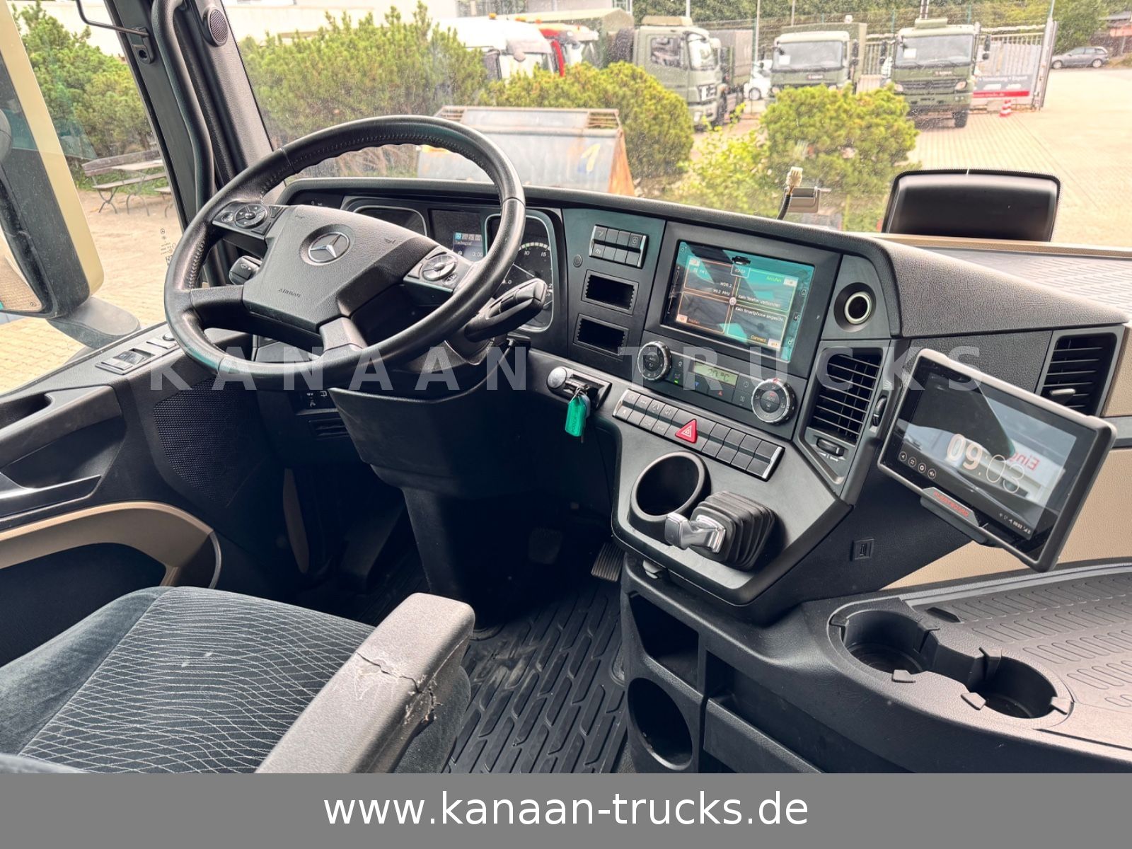 Fahrzeugabbildung Mercedes-Benz 1848 LS Actros 4  GigaSpace  Retarder