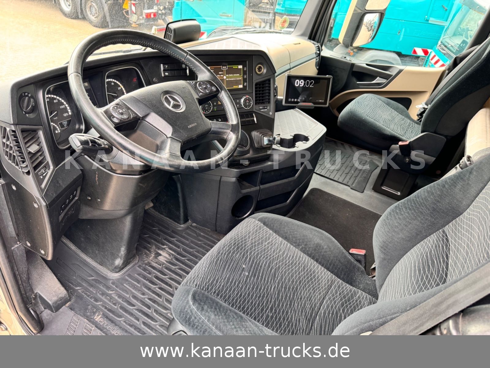 Fahrzeugabbildung Mercedes-Benz 1848 LS Actros 4  GigaSpace  Retarder