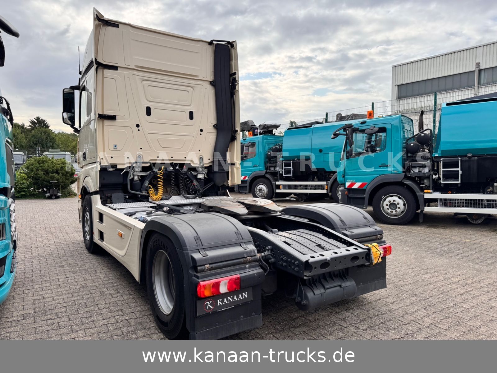 Fahrzeugabbildung Mercedes-Benz 1848 LS Actros 4  GigaSpace  Retarder