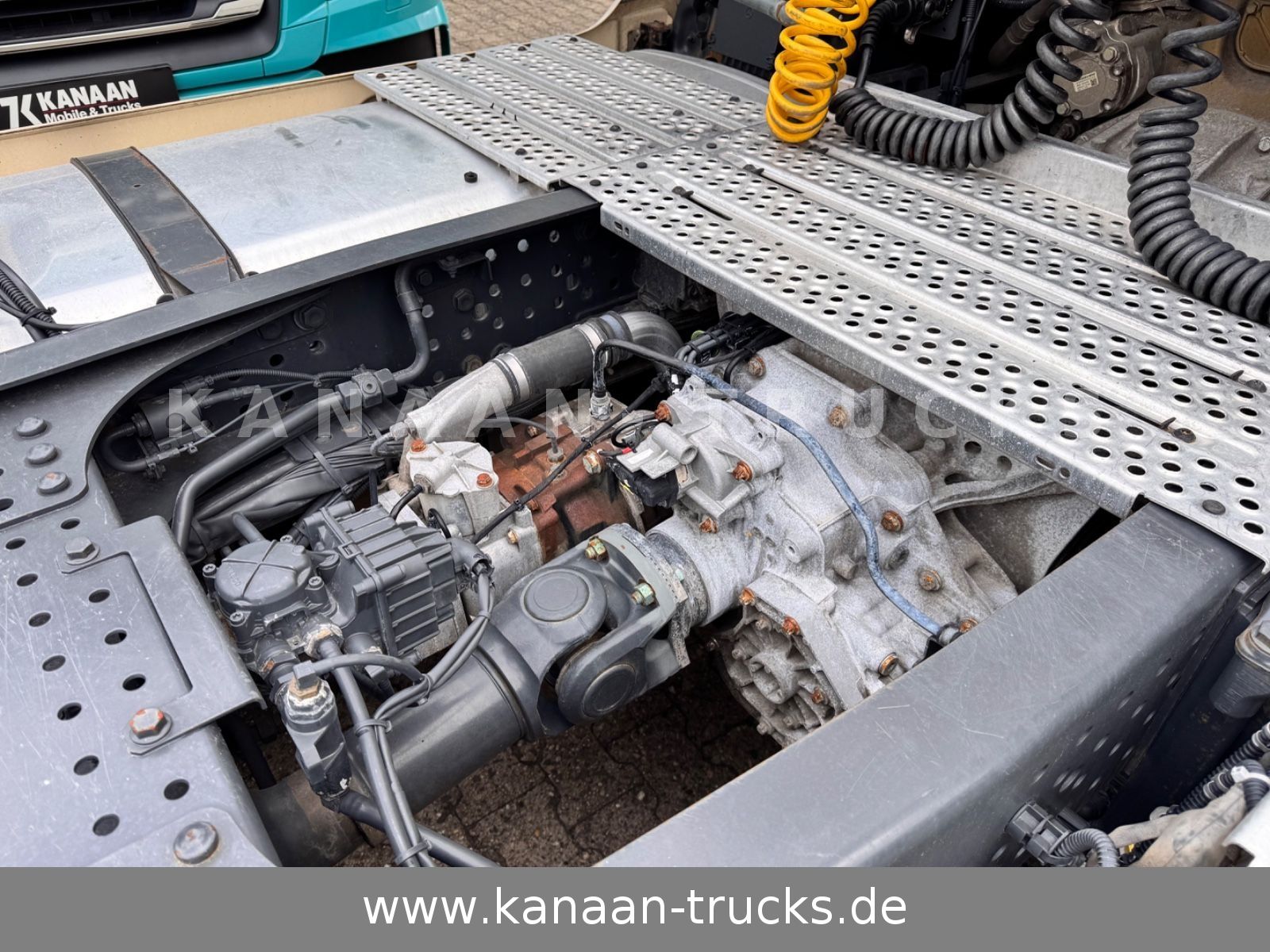Fahrzeugabbildung Mercedes-Benz 1848 LS Actros 4  GigaSpace  Retarder