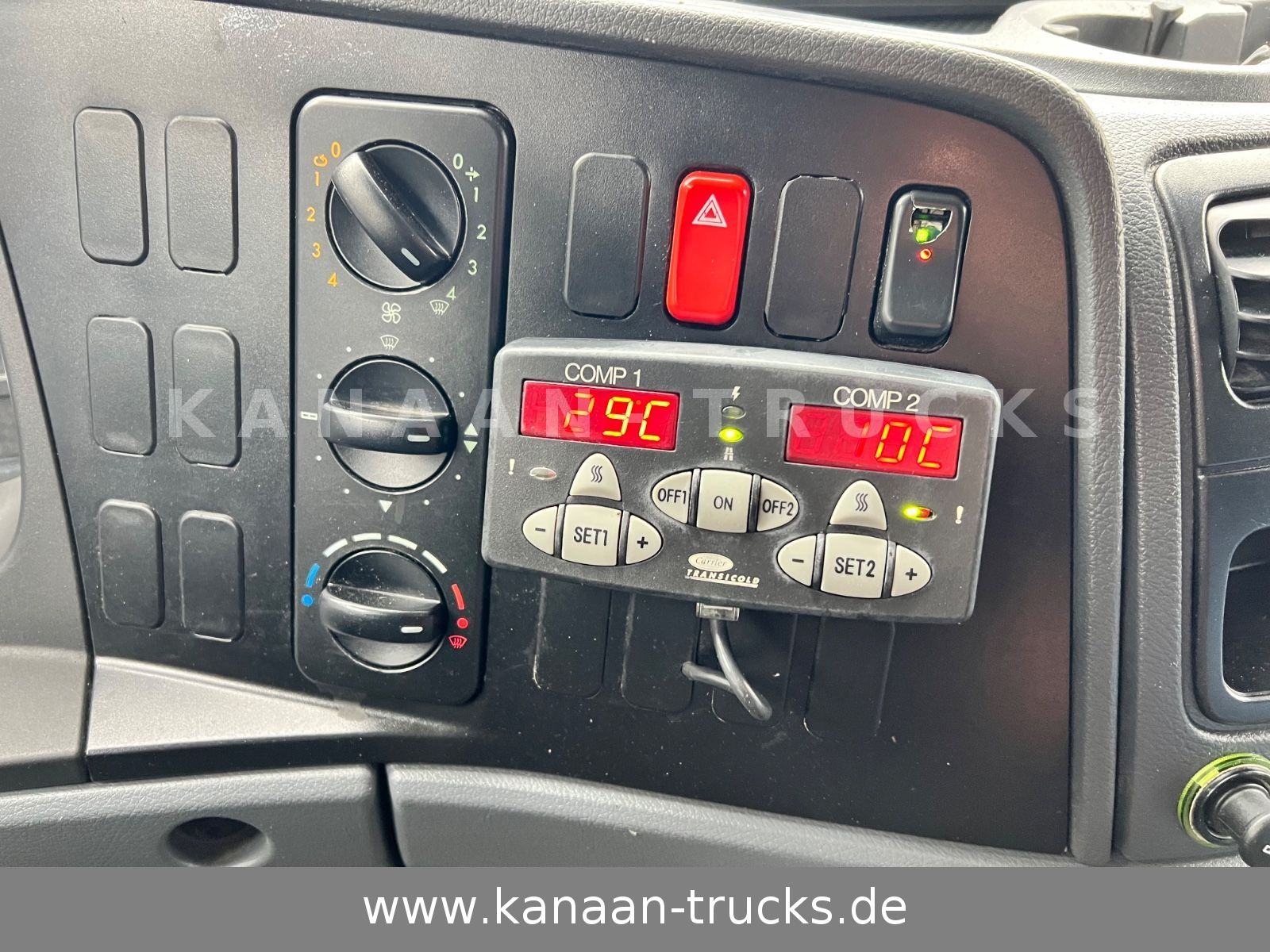Fahrzeugabbildung Mercedes-Benz 816 Atego Tiefkühlkoffer Carrier LBW