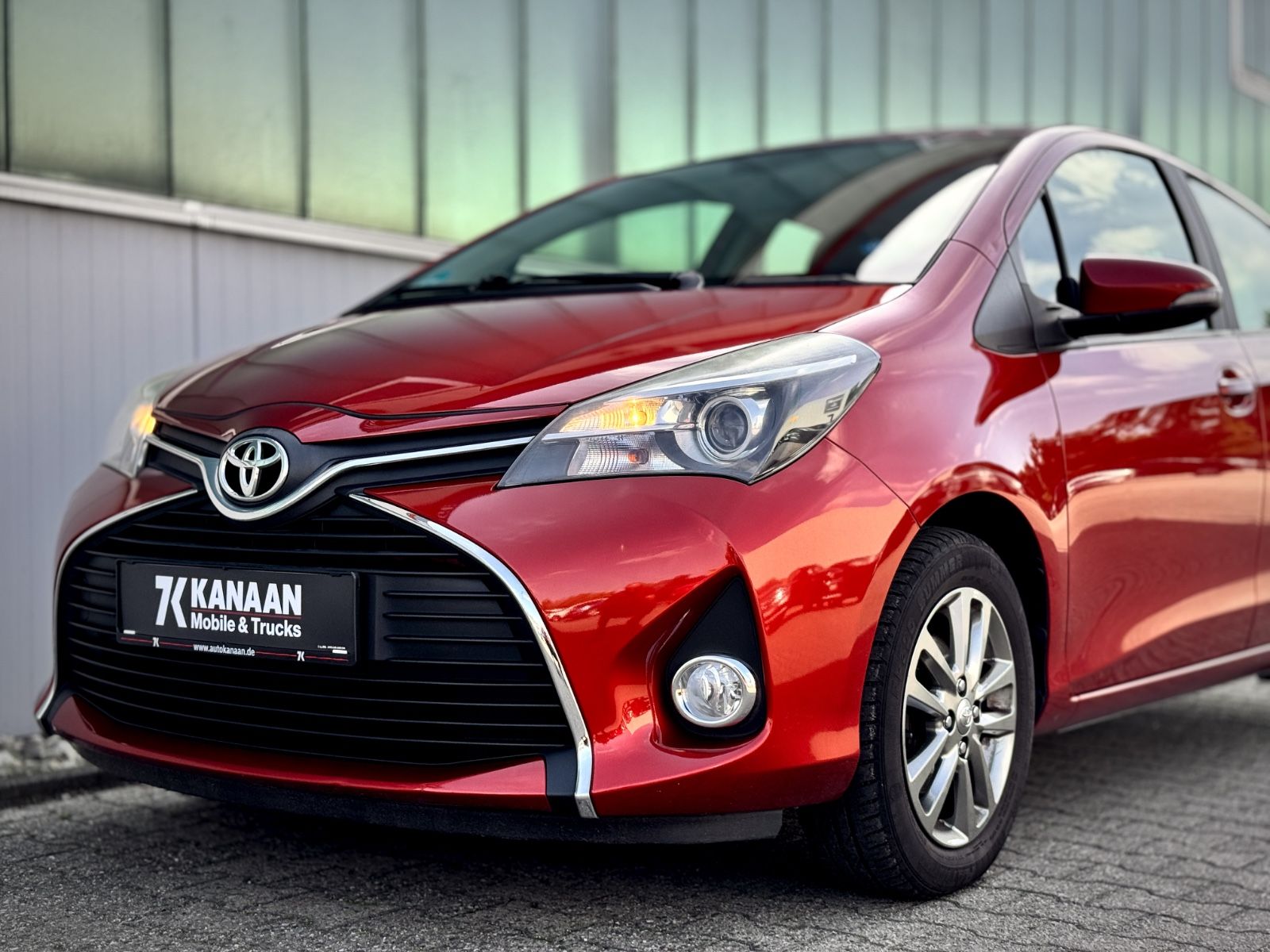 Fahrzeugabbildung Toyota Yaris 1.3 Comfort *CAM|KLIMA|TEL*