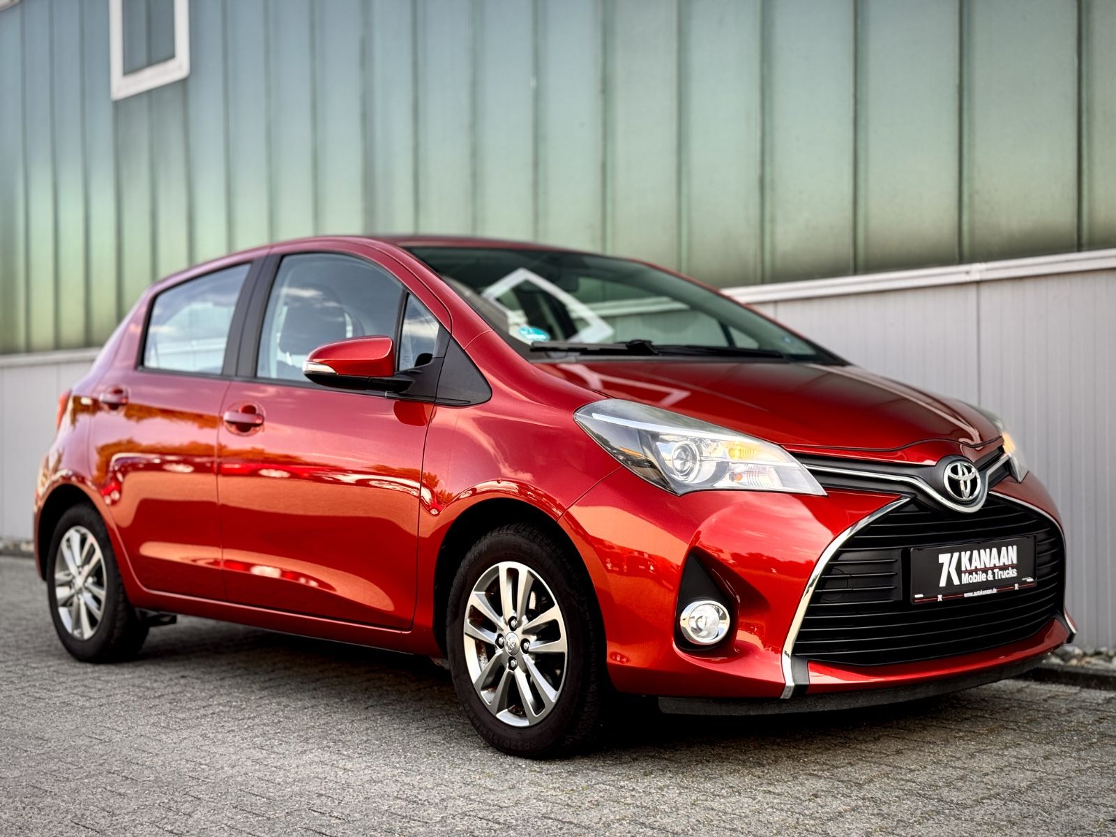 Fahrzeugabbildung Toyota Yaris 1.3 Comfort *CAM|KLIMA|TEL*