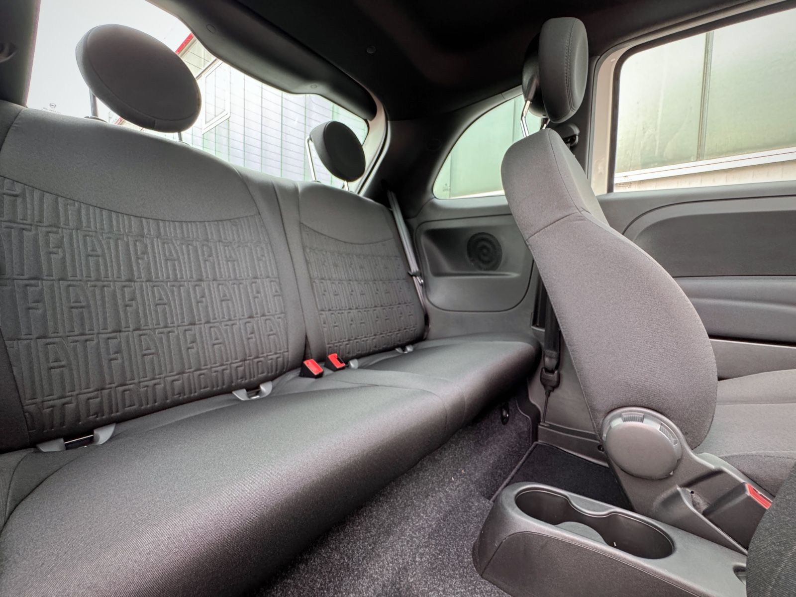 Fahrzeugabbildung Fiat 500 1.0 GSE Dolcevita *NAVI|CARPLAY|PANORAMA*