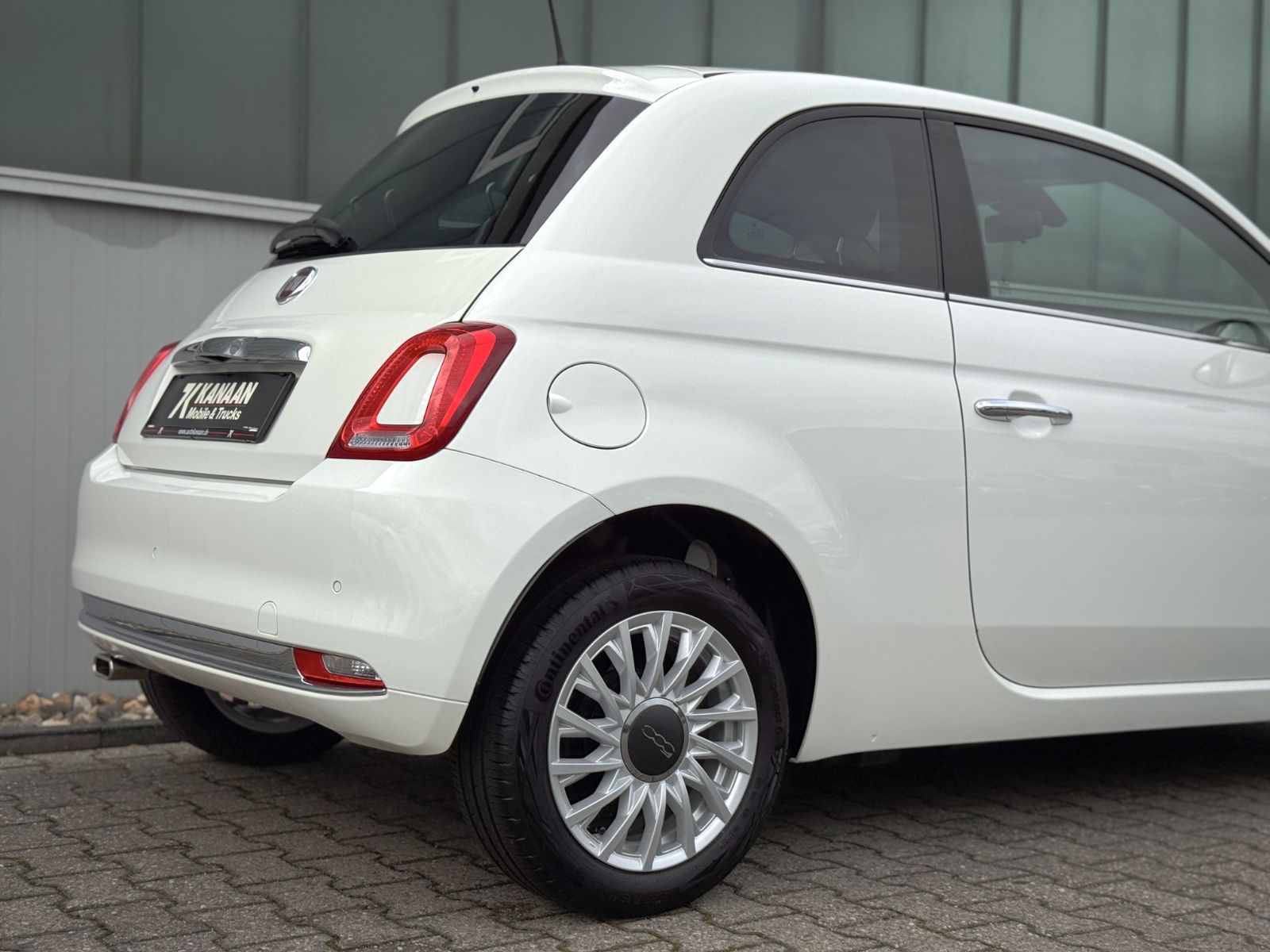 Fahrzeugabbildung Fiat 500 1.0 GSE Dolcevita *NAVI|CARPLAY|PANORAMA*