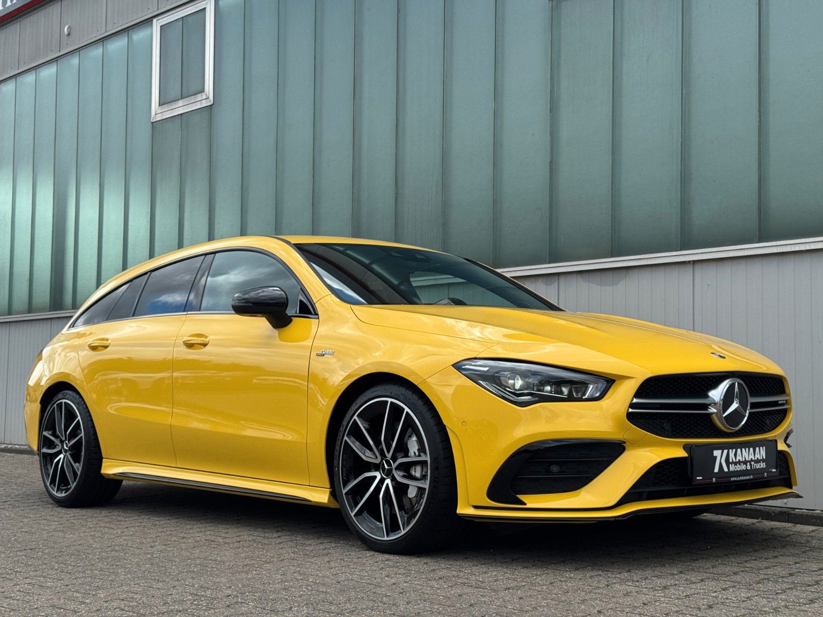 Fahrzeugabbildung Mercedes-Benz CLA 35 AMG Shooting Brake 4M Performance*1.HAND*