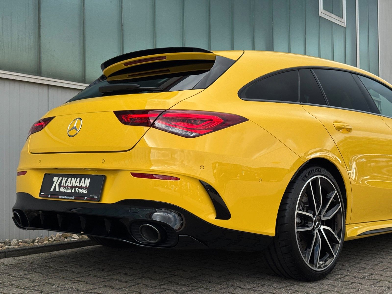 Fahrzeugabbildung Mercedes-Benz CLA 35 AMG Shooting Brake 4M Performance*1.HAND*