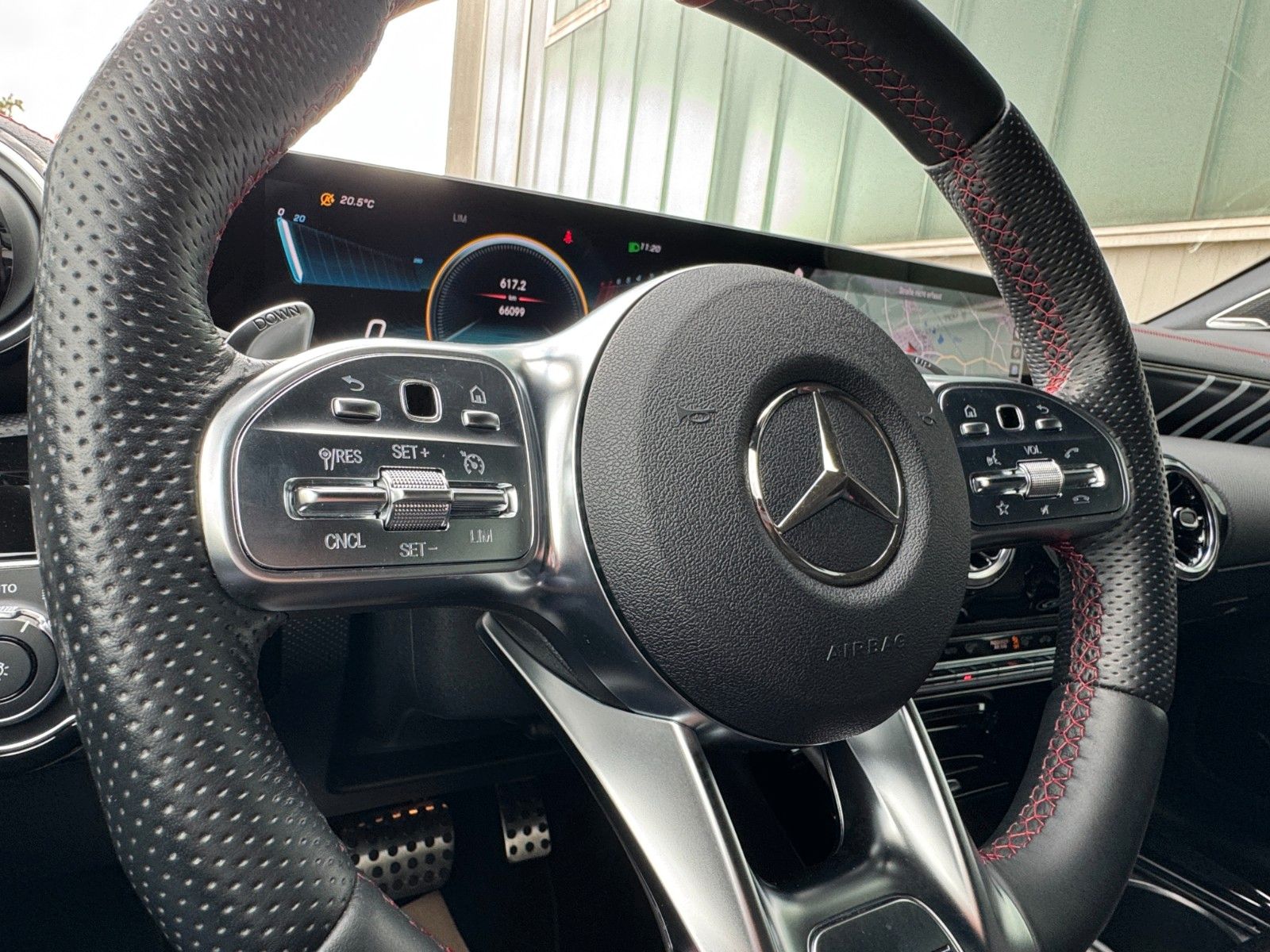 Fahrzeugabbildung Mercedes-Benz CLA 35 AMG Shooting Brake 4M Performance*1.HAND*