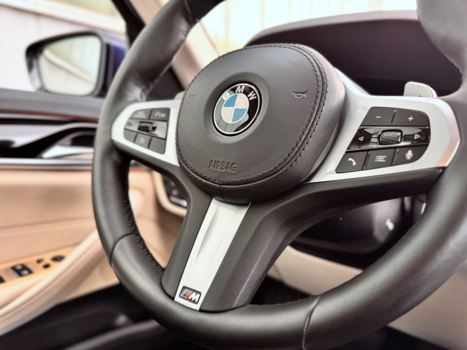 Fahrzeugabbildung BMW 530d Sport Line *8G|CAM|LED|NAVI*