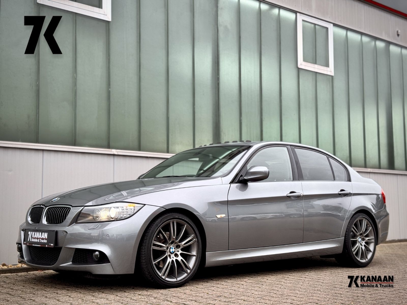 BMW 320i Lim. M-Paket*NAVI|GLASDACH|XENON*