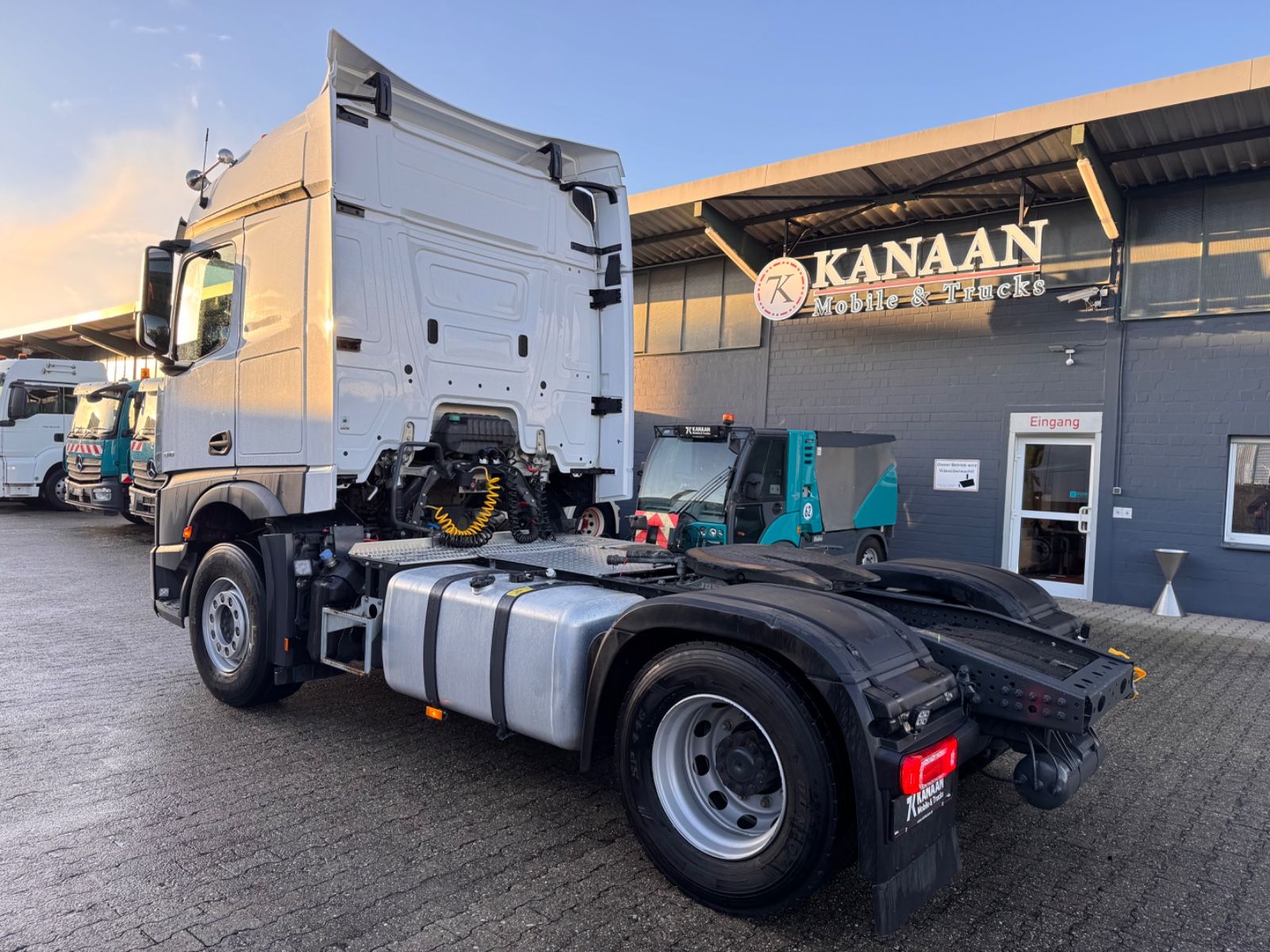 Fahrzeugabbildung Mercedes-Benz 1846 Actros 5  Hydr. Kipper / Walkingfloor 2-Weg