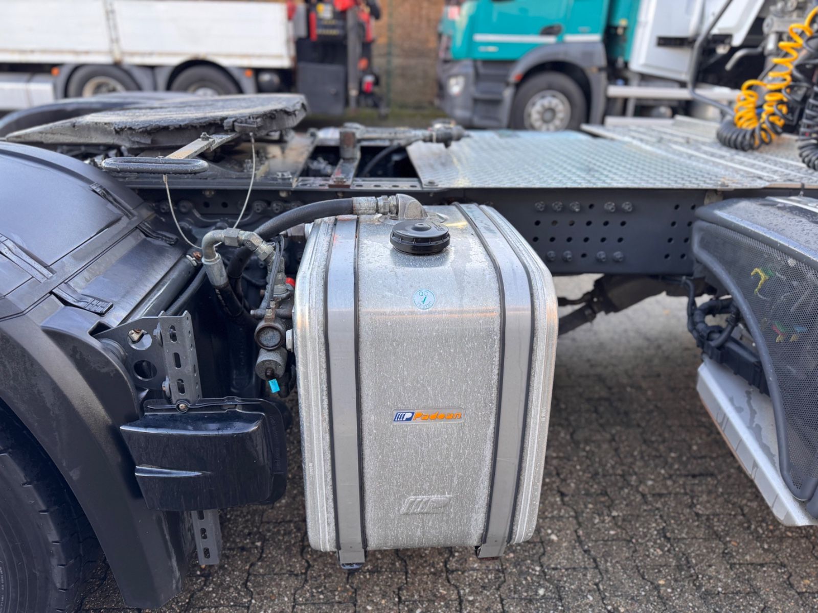 Fahrzeugabbildung Mercedes-Benz 1846 Actros 5  Hydr. Kipper / Walkingfloor 2-Weg