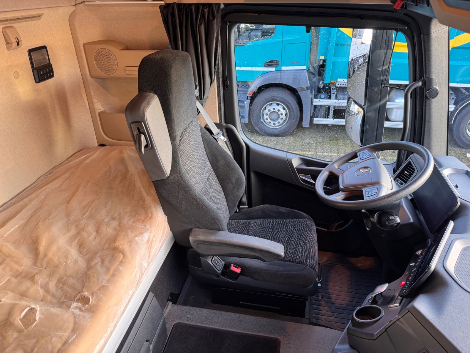 Fahrzeugabbildung Mercedes-Benz 1846 Actros 5  Hydr. Kipper / Walkingfloor 2-Weg