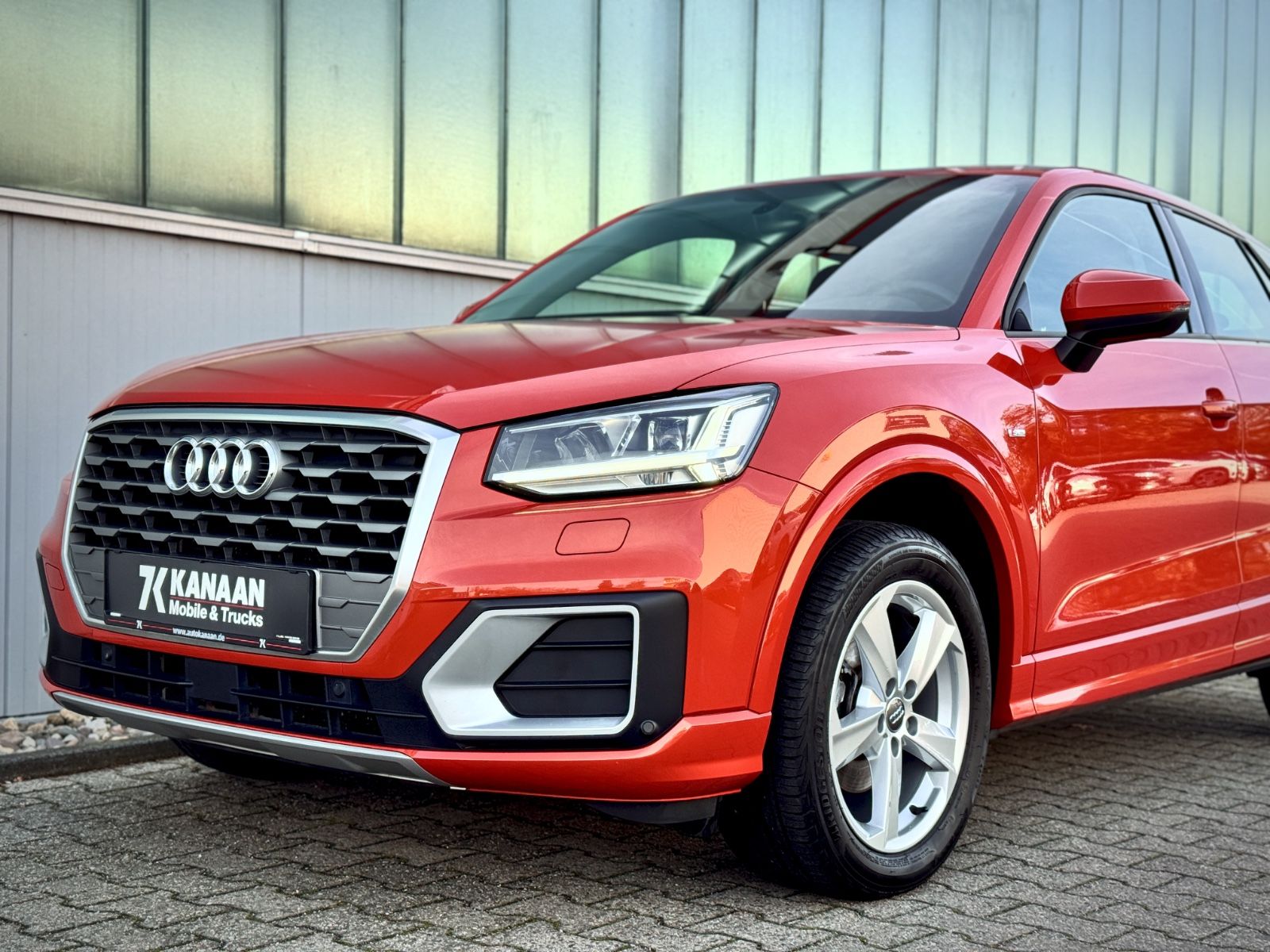 Fahrzeugabbildung Audi Q2 30 TDI S-Tronic Sport *LED|NAVI|PDC|S-LINE*