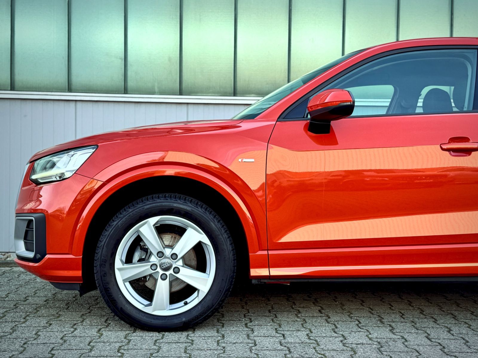 Fahrzeugabbildung Audi Q2 30 TDI S-Tronic Sport *LED|NAVI|PDC|S-LINE*