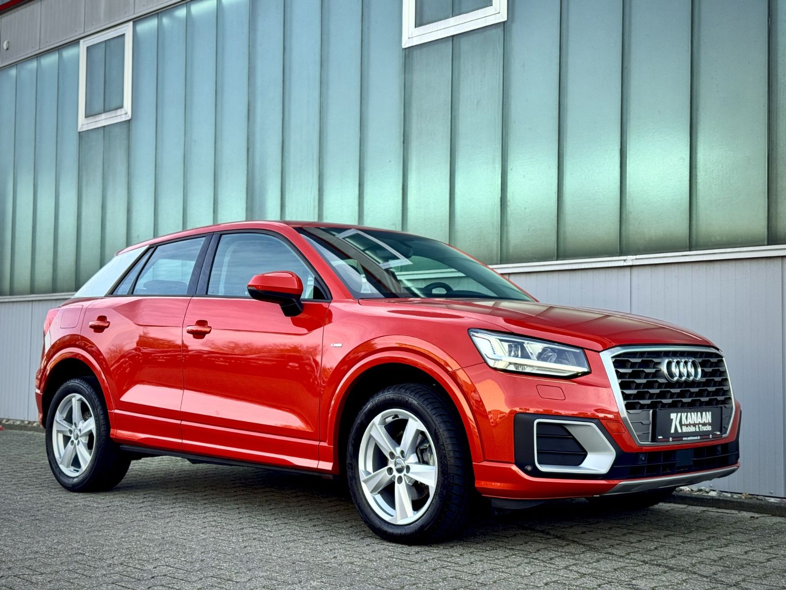 Fahrzeugabbildung Audi Q2 30 TDI S-Tronic Sport *LED|NAVI|PDC|S-LINE*