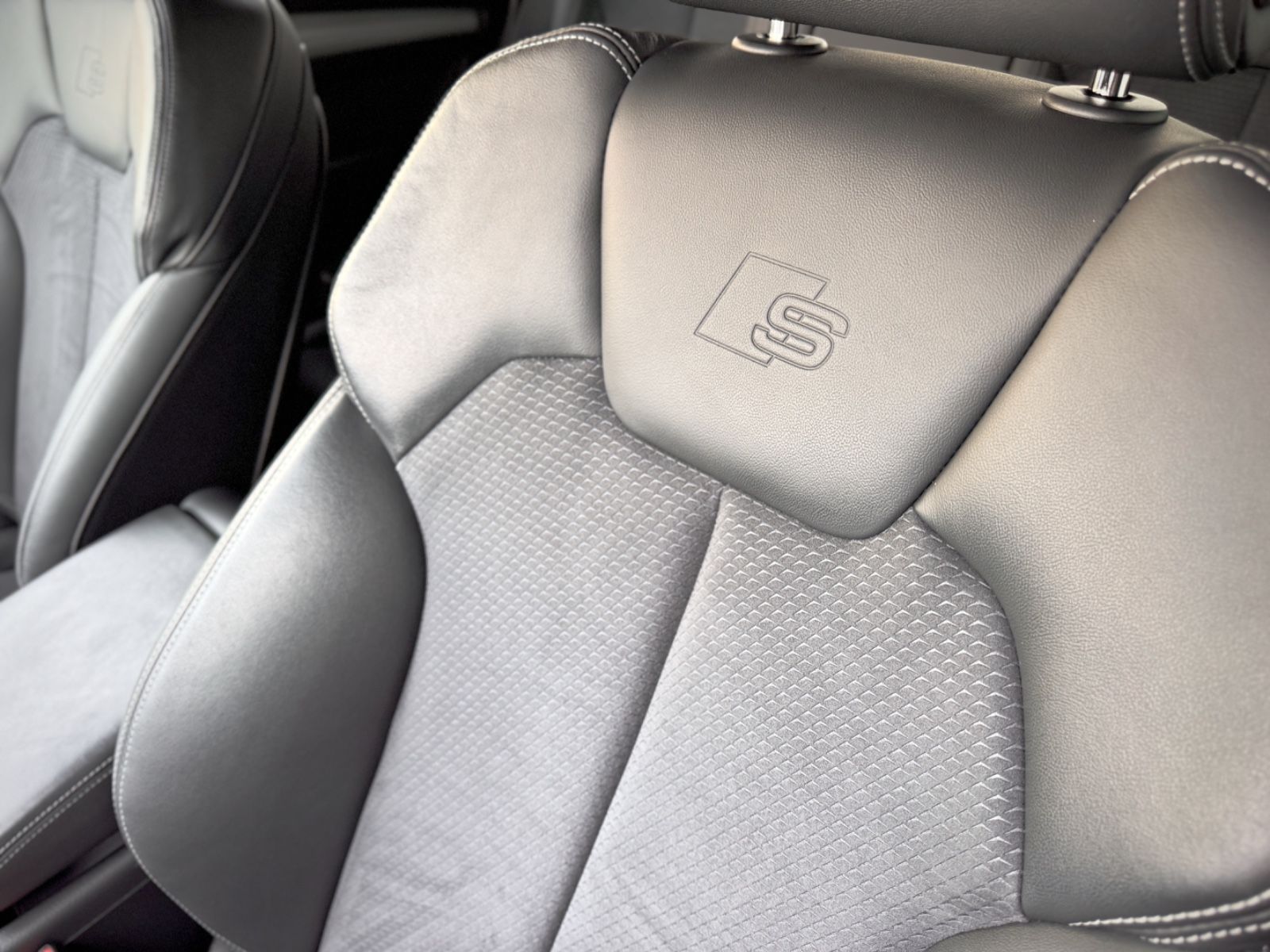 Fahrzeugabbildung Audi Q5 35 TDI S-LINE *CAM|LED|HEAD-UP*