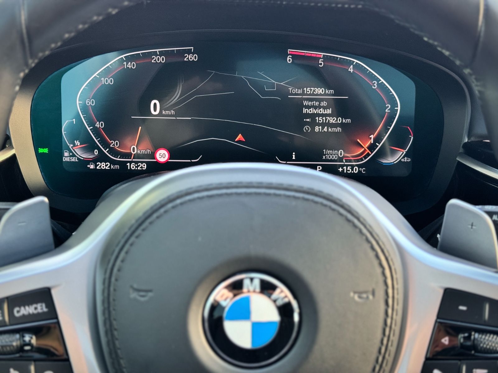 Fahrzeugabbildung BMW 540d xDrive Touring Luxury Line*PANO|AHK|HEADUP*