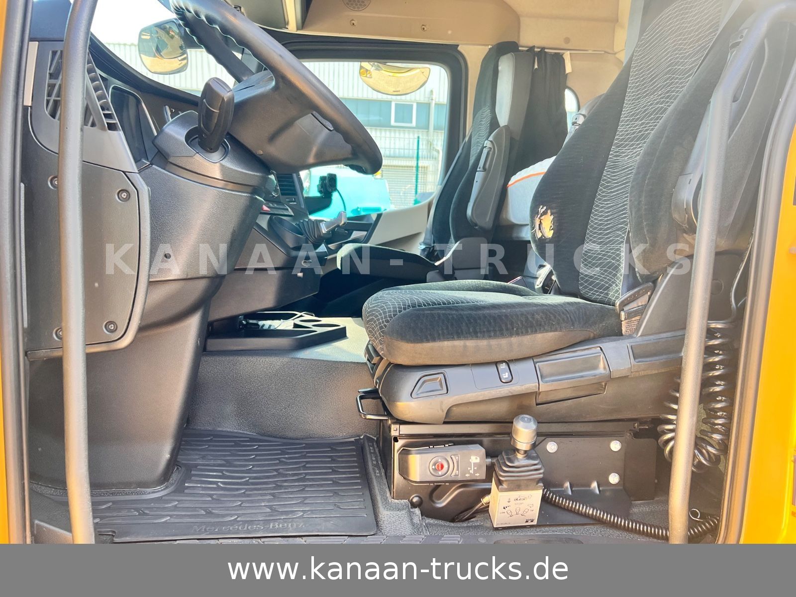 Fahrzeugabbildung Mercedes-Benz 1846 LS Actros L StreamSpace Hydraulik