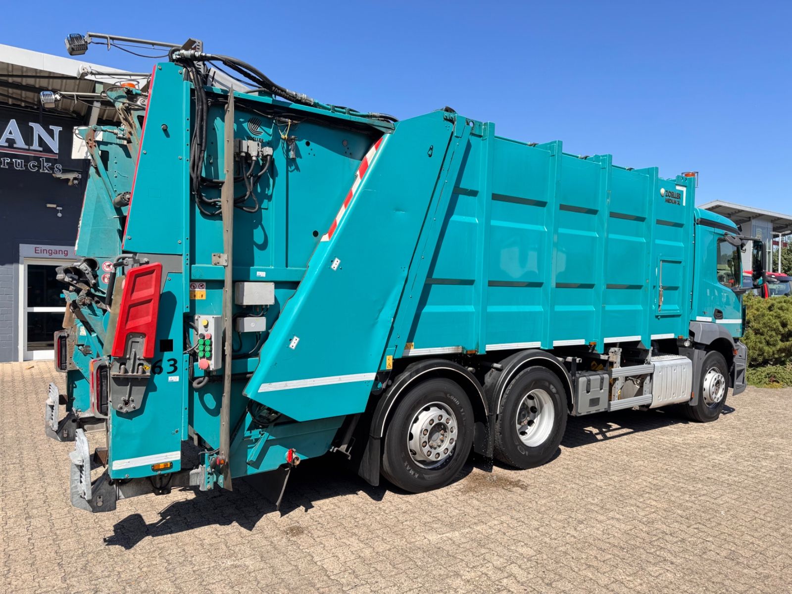 Fahrzeugabbildung Mercedes-Benz 2533 Antos Müllwagen Zöller ATM bei 90Tkm