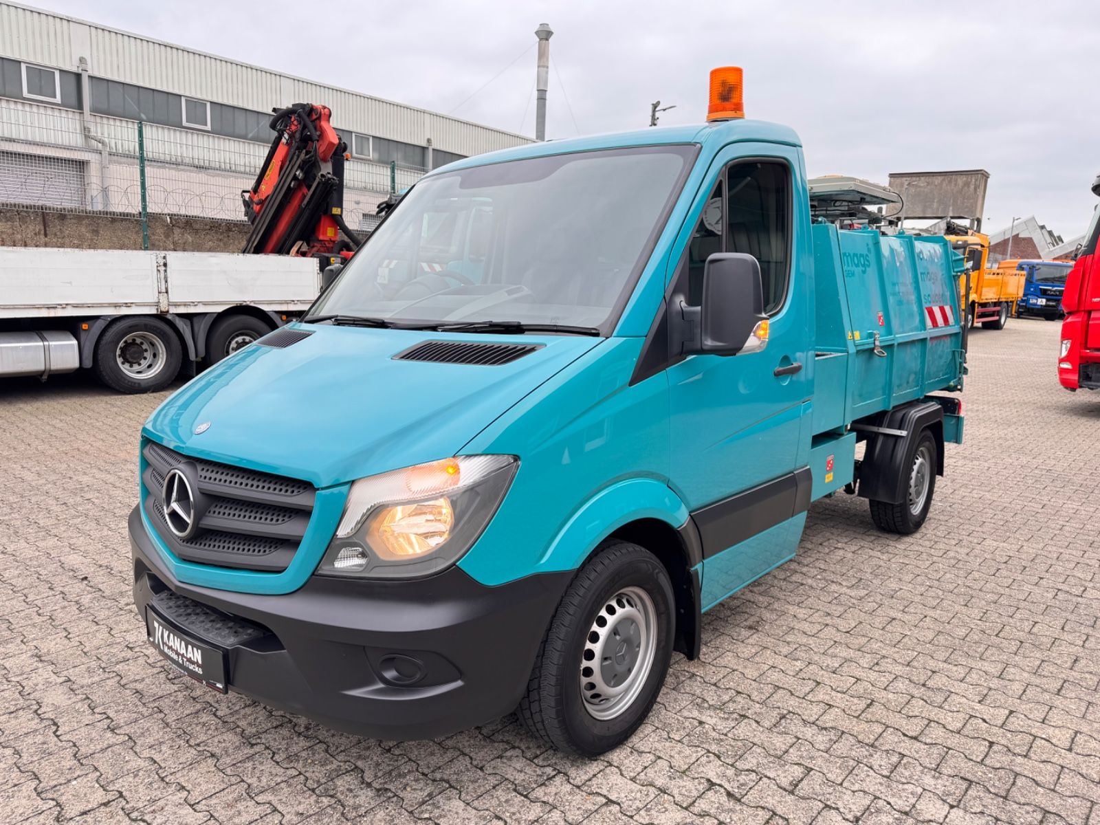 Fahrzeugabbildung Mercedes-Benz 313 CDI Sprinter II Bertsche Müllwagen Tafel