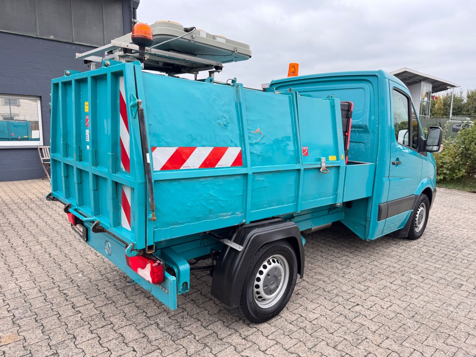 Fahrzeugabbildung Mercedes-Benz 313 CDI Sprinter II Bertsche Müllwagen Tafel