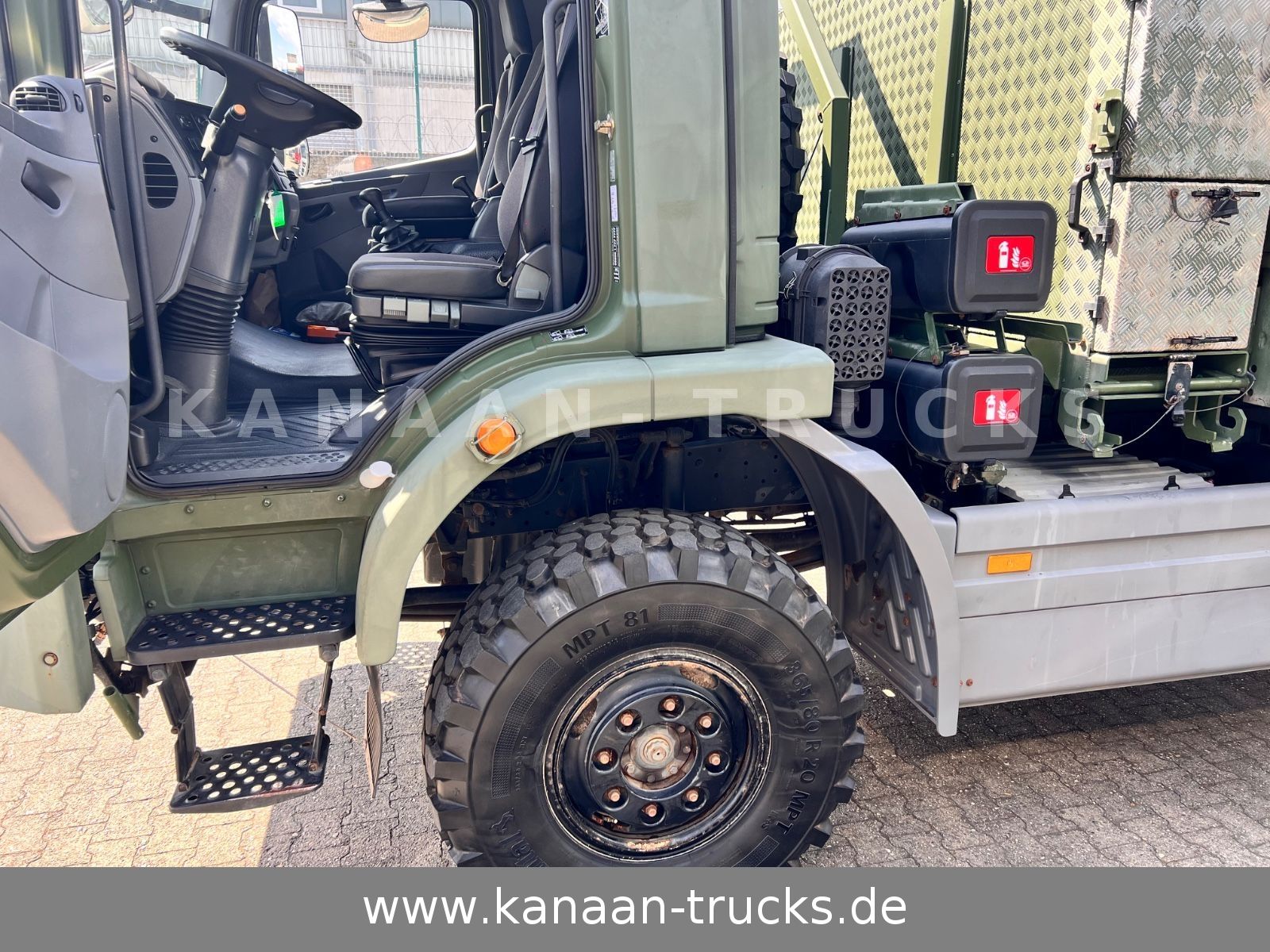 Fahrzeugabbildung Mercedes-Benz 1018 Atego 4x4 Allrad Miltär Camper Expedition