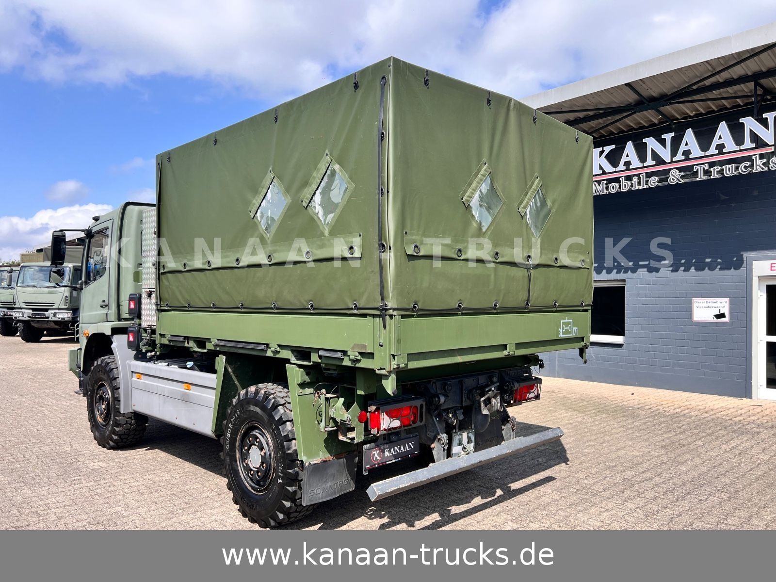 Fahrzeugabbildung Mercedes-Benz 1018 Atego 4x4 Allrad Miltär Camper Expedition