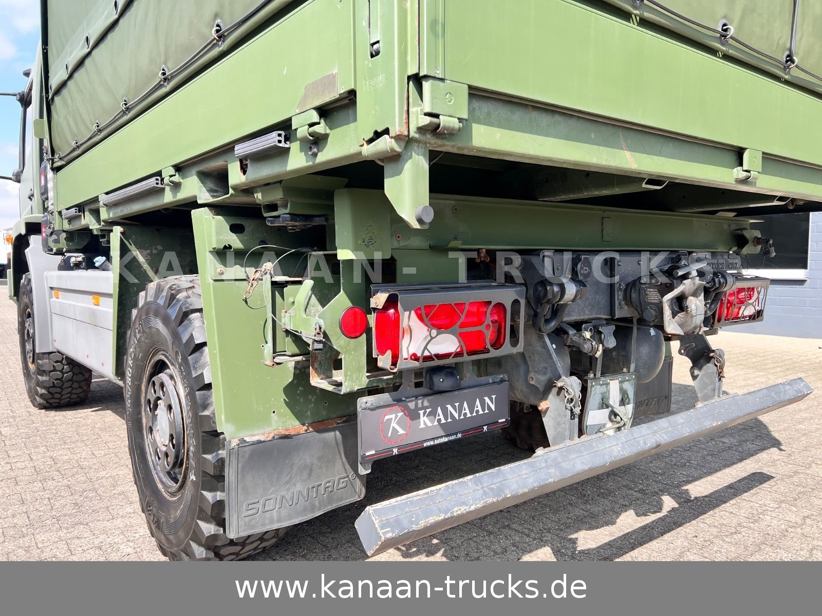 Fahrzeugabbildung Mercedes-Benz 1018 Atego 4x4 Allrad Miltär Camper Expedition