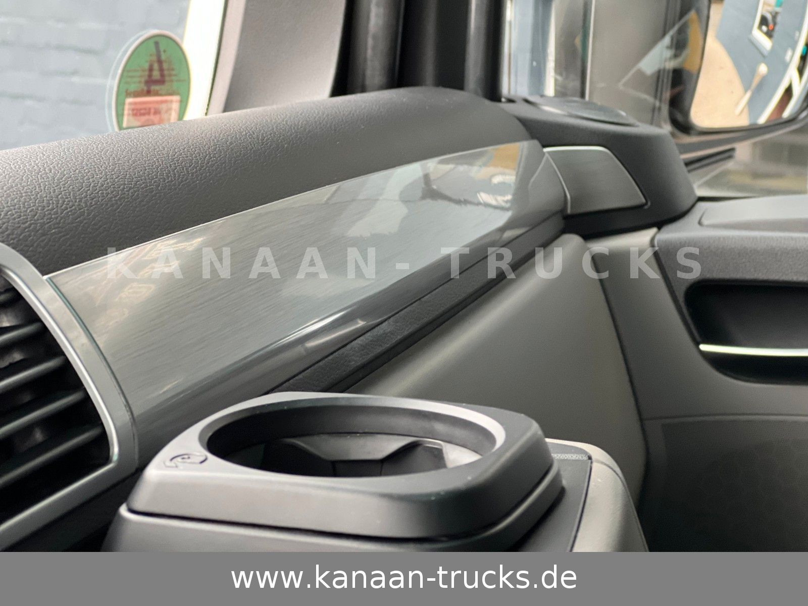 Fahrzeugabbildung MAN TGS 18.470 LX   SILO Kompressor Intarder 7.049Kg