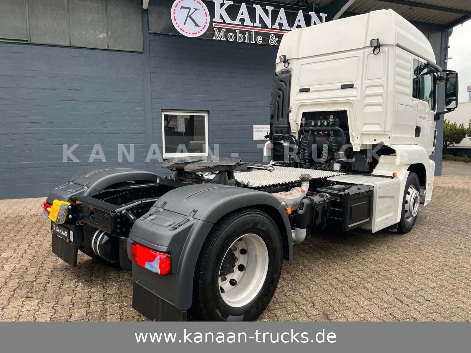Fahrzeugabbildung MAN TGS 18.470 LX   SILO Kompressor Intarder 7.049Kg