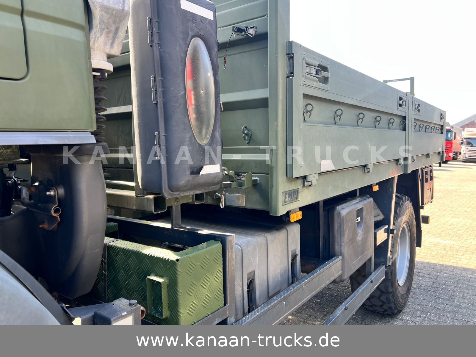 Fahrzeugabbildung Iveco ML100E22WM-BW 4x4 Miltär Camper Exped 19 TKm