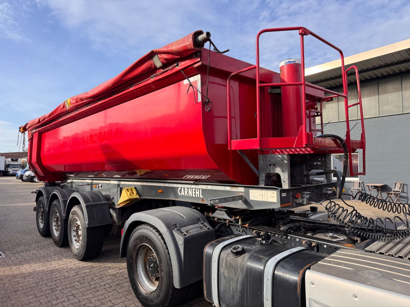 Fahrzeugabbildung Carnehl CHKS /HH  24m³    HARDOX Stahlmulde Liftachse