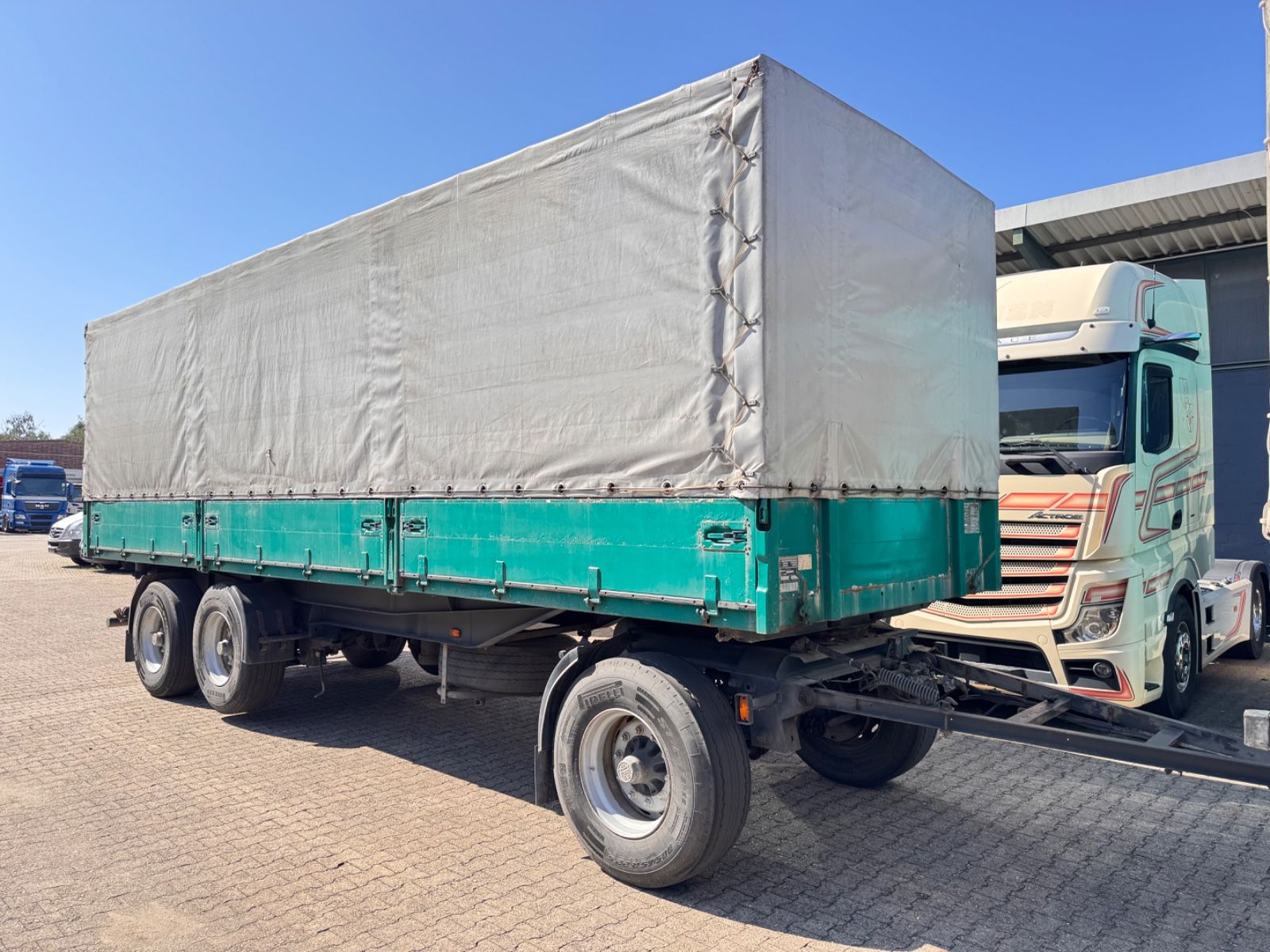 Fahrzeugabbildung Andere KUMMLIN 3-Achs Getreide Kipper 3 Seiten Liftachs