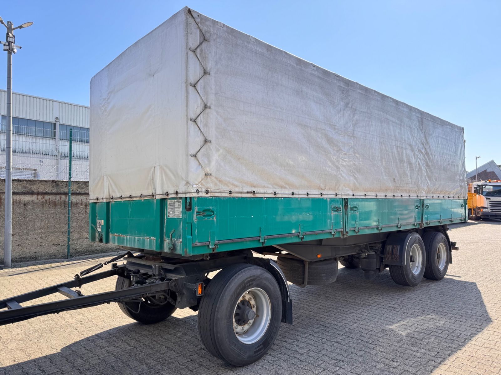 Fahrzeugabbildung Andere KUMMLIN 3-Achs Getreide Kipper 3 Seiten Liftachs