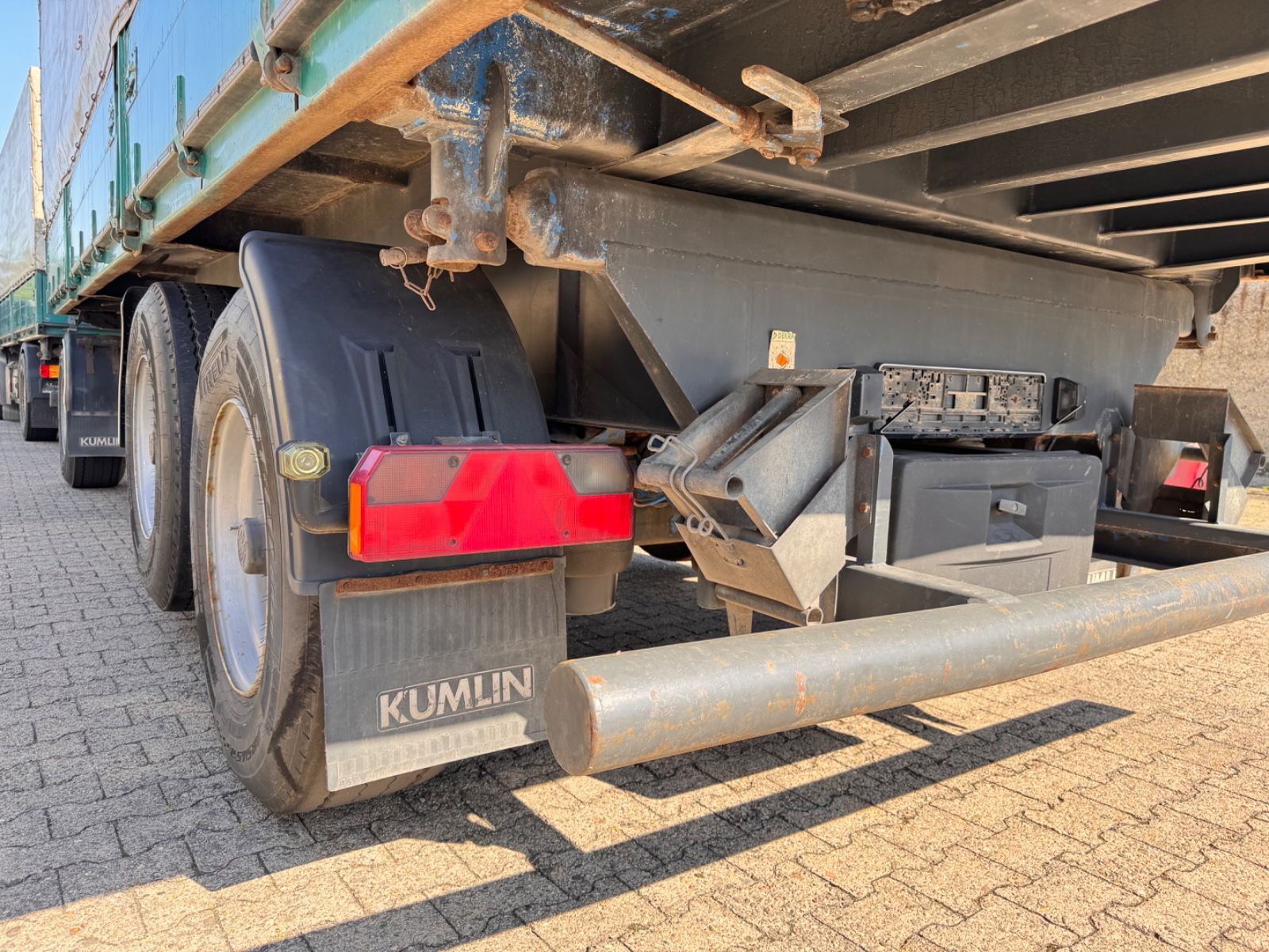 Fahrzeugabbildung Andere KUMMLIN 3-Achs Getreide Kipper 3 Seiten Liftachs