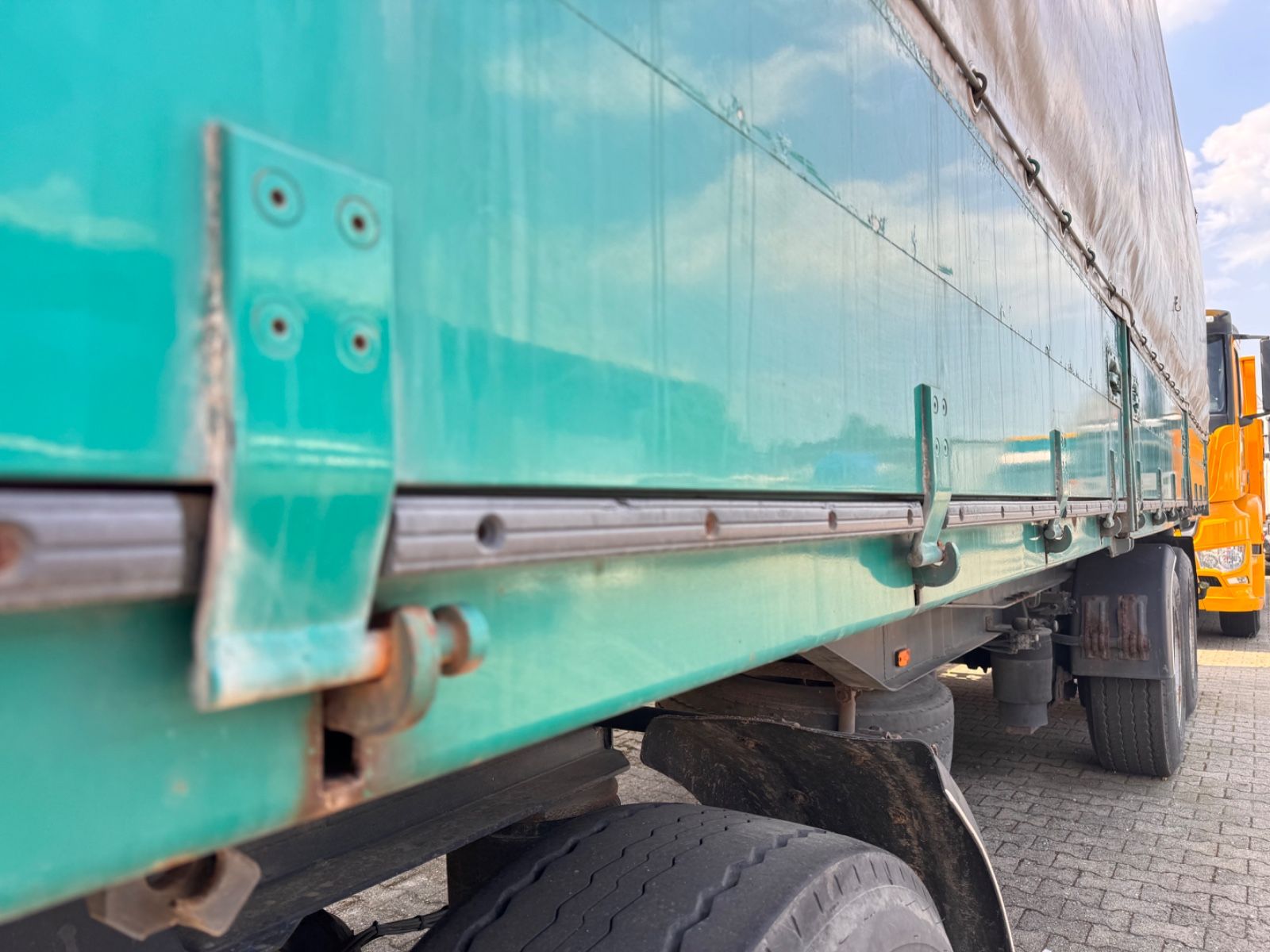 Fahrzeugabbildung Andere KUMMLIN 3-Achs Getreide Kipper 3 Seiten Liftachs